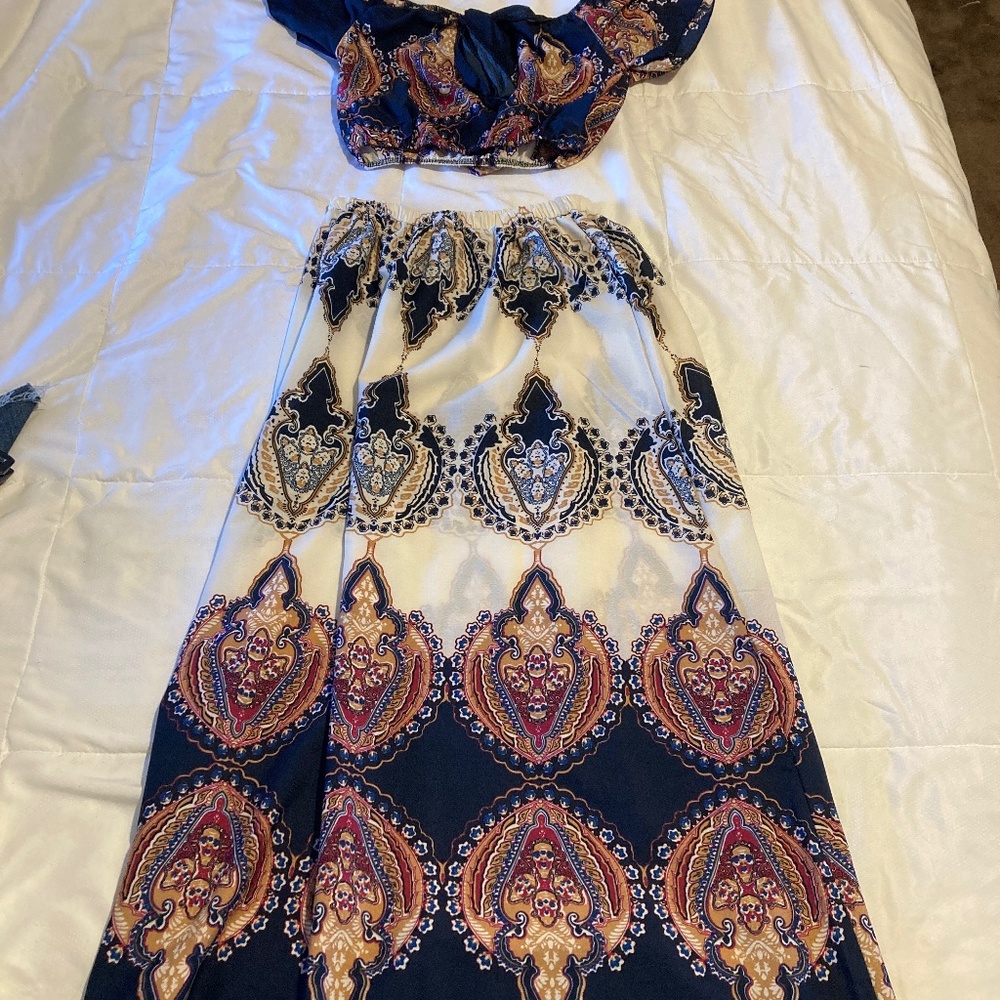 Belly too long skirt set